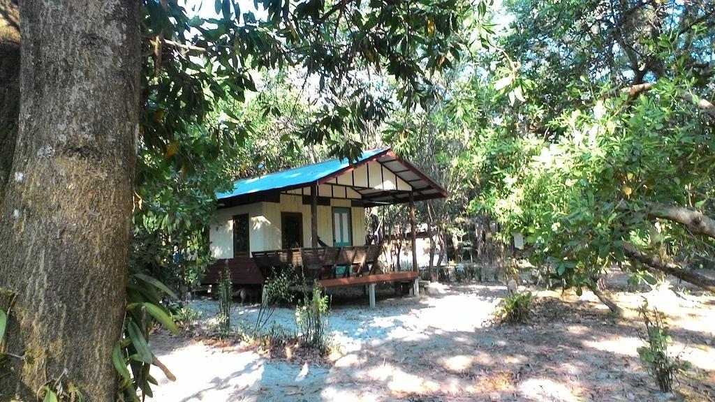 Hornbill Hut Hotel Ко Паям Екстериор снимка